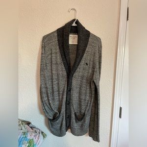 Abercrombie and Fitch Men’s Gray Heather Button Shawl Cardigan - Small